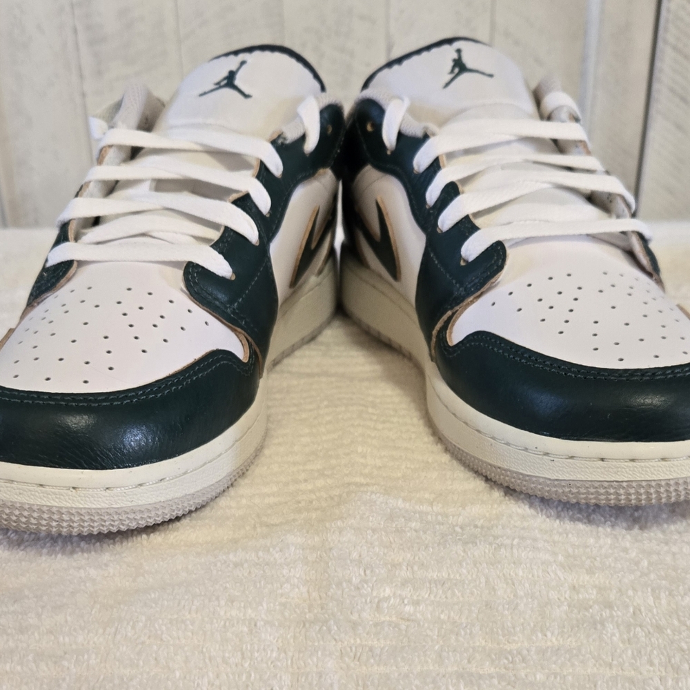 Nike Air Jordan Low SE Oxidized Green - Picture 3 of 5